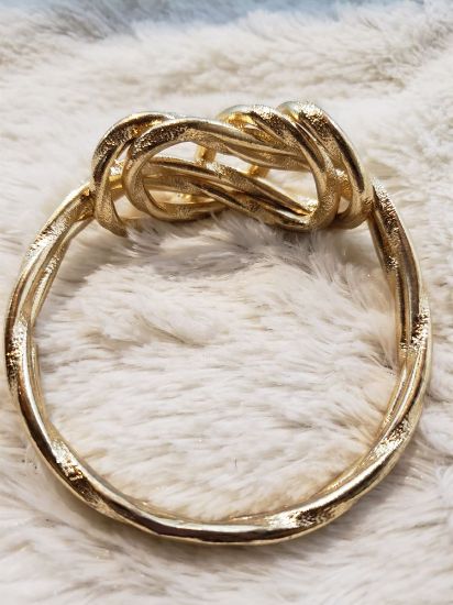 Picture of Elegant Gold Plated Bracelet | Timeless & Luxurious Design-Free Shipping