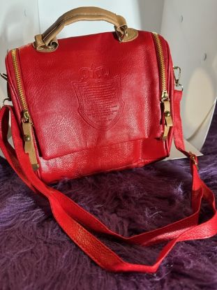 Picture of Chic Red Cross Body Bag – Perfect for Stylish Convenience!