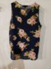 Picture of Chic Blue Flowery Suzy Shier Blouse - Size M, Perfect for Any Occasion!