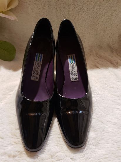 Picture of Beautiful Black Shoes Made in Spain Size 5M