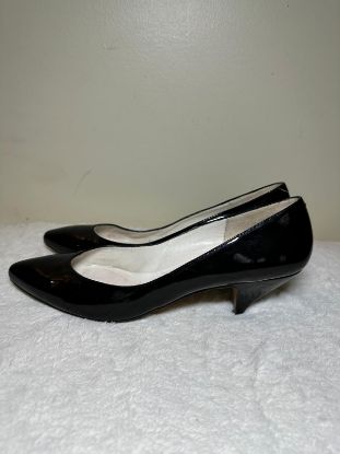 Picture of Stylish Liz Claiborne Footwear - Timeless Designs for Every Occasion